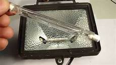 HALOGEN LAMP