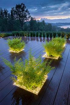Linear Lightings