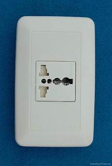 Surface-Mounted Socket